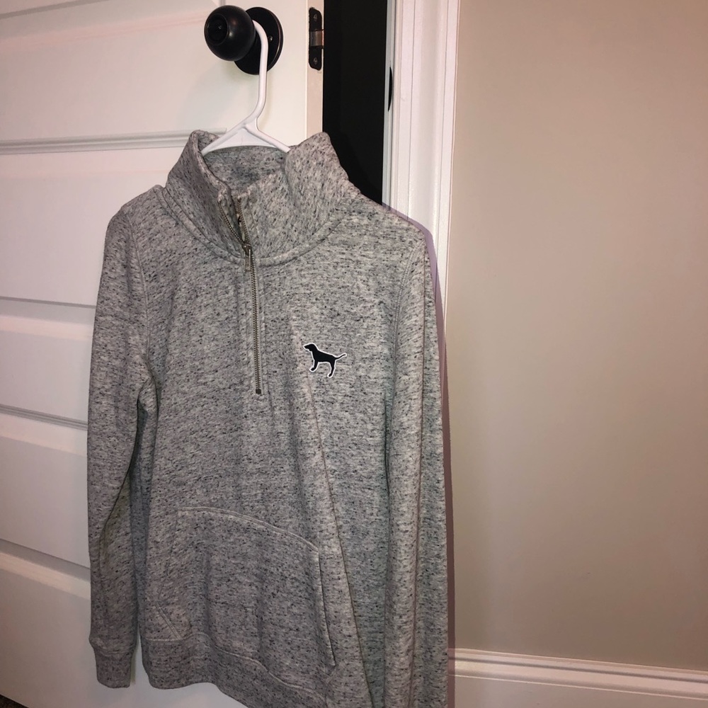 VS PINK Grey Pullover